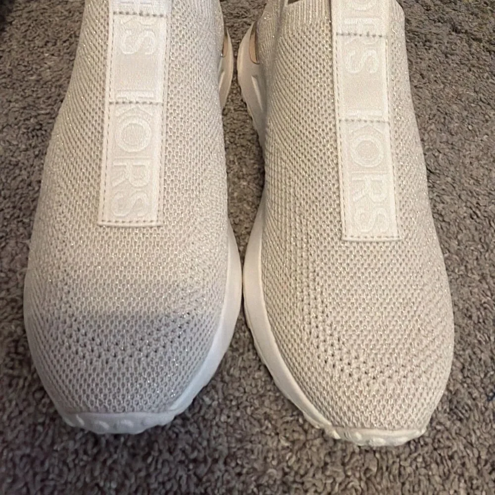 Michael Kors Bodie Slip On Sneakers MET SF Stretch Knit Cream Sz 7 M Gold Accent